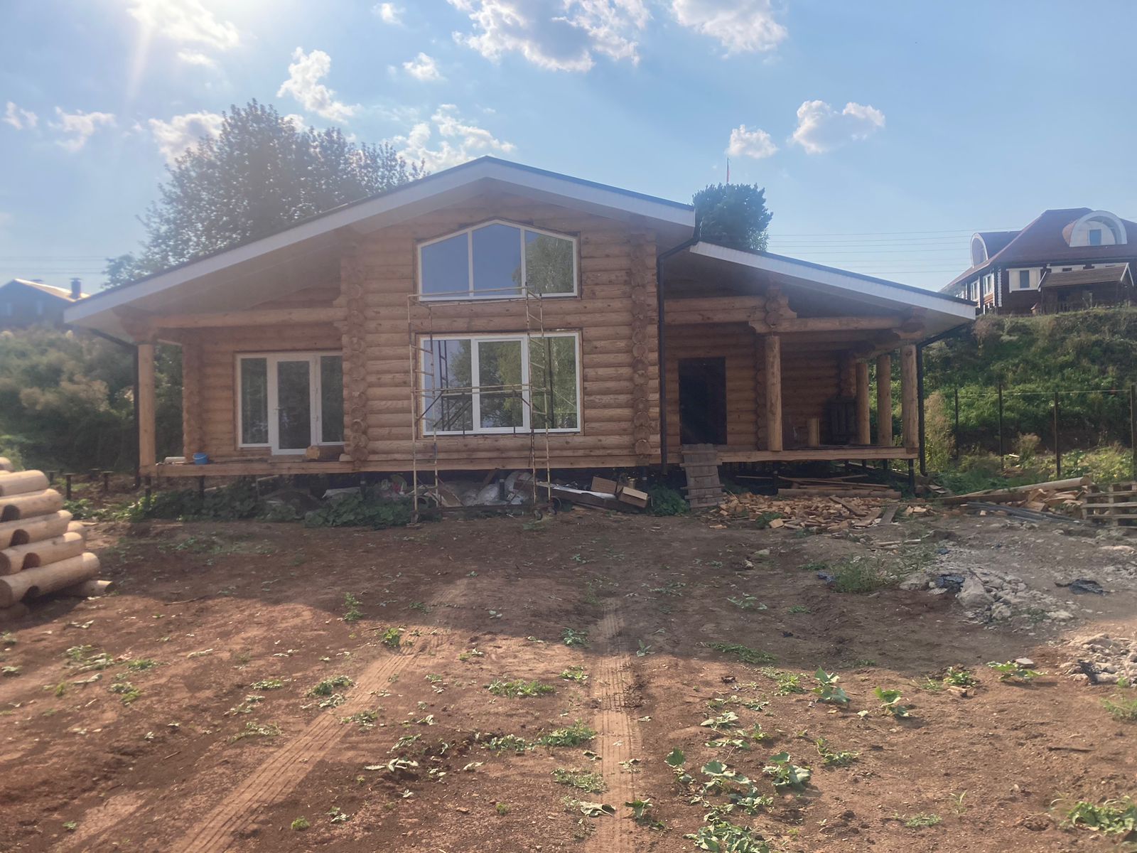 Индивидуальный двухэтажный жилой дом, площадью 157 кв.м.