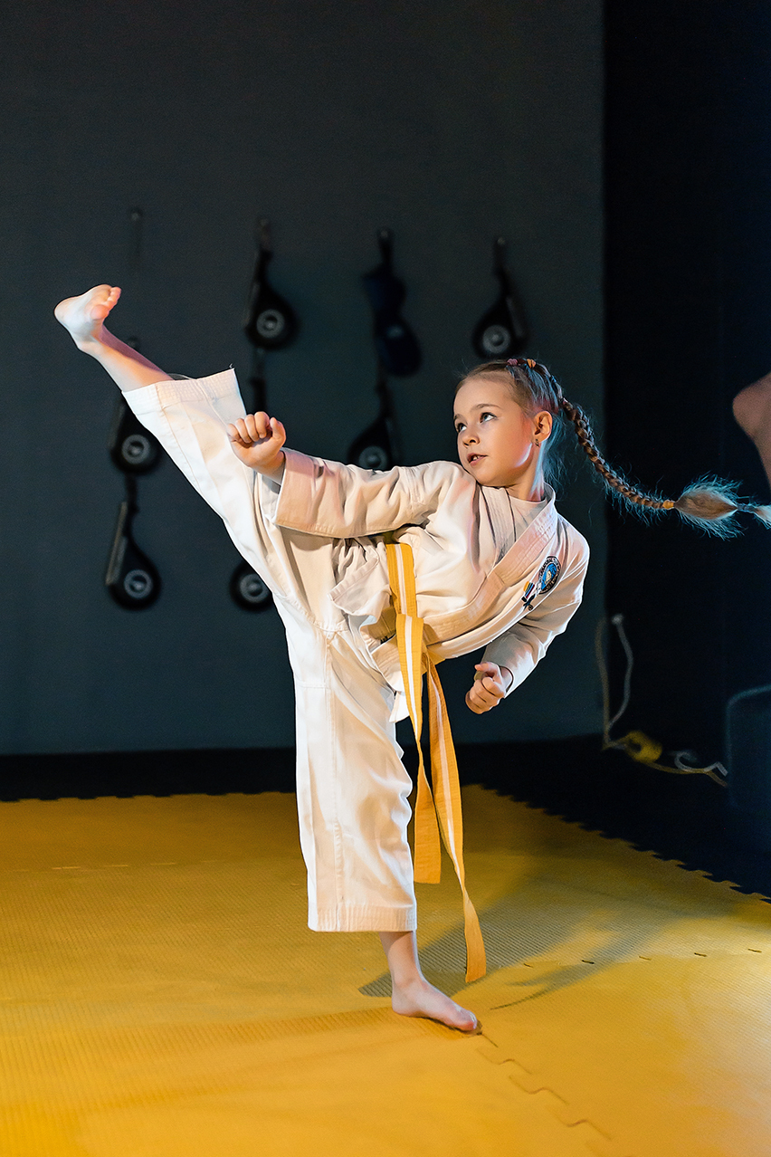 Taekwondo center Тхэквондо для детей