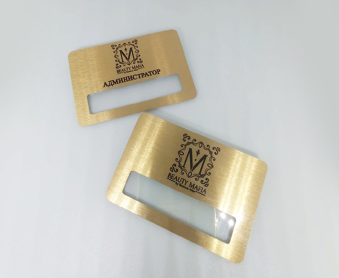 Основные материалы изготовления бейджиков