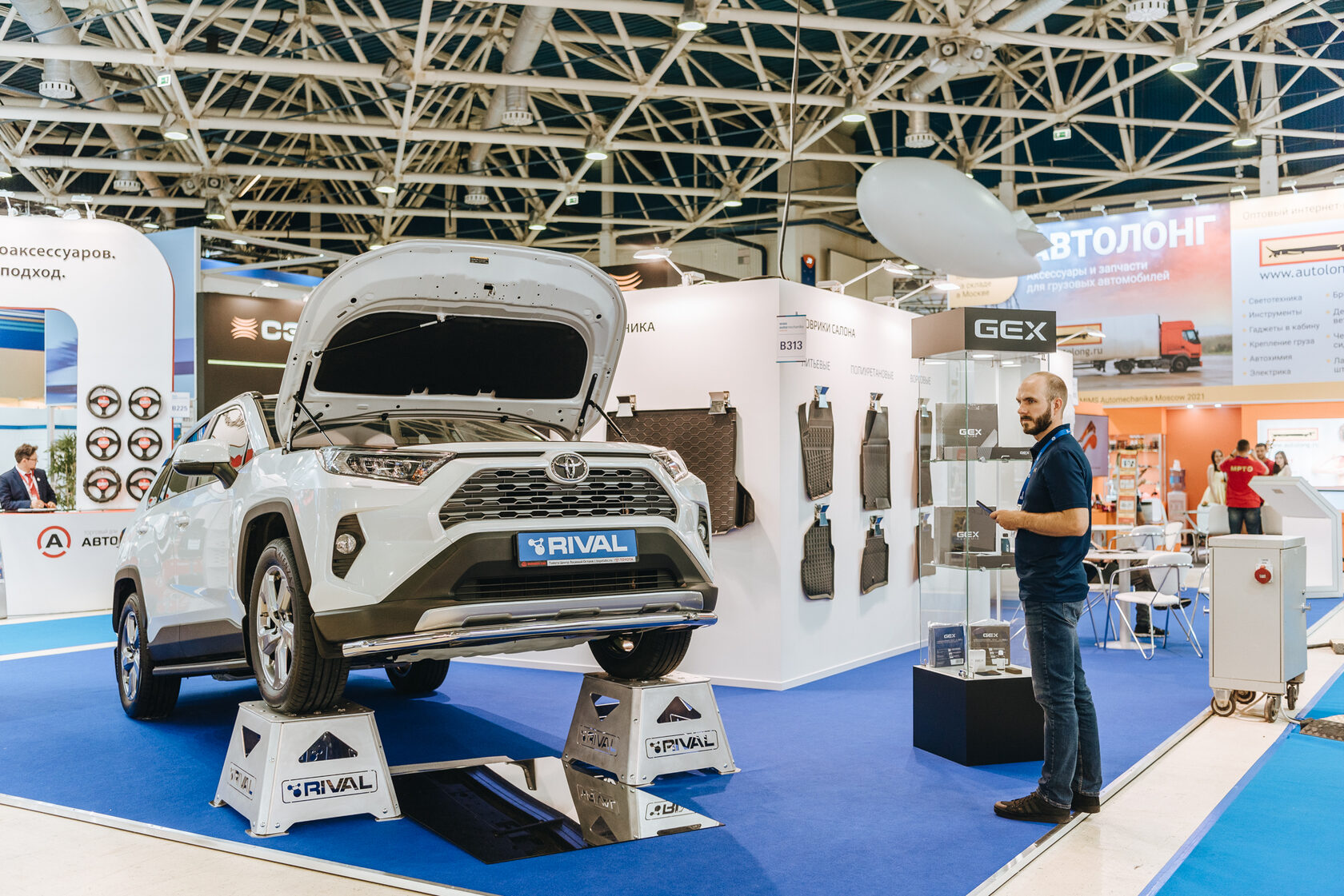 Выставка автомобилей в москве 2023. Mims Automobility Moscow 2022. Mims Automechanika Moscow 2022. Выставка Mims 2022. Выставка МИМС автомеханика 2022.