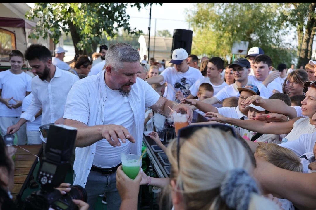 Вторая White Party 10