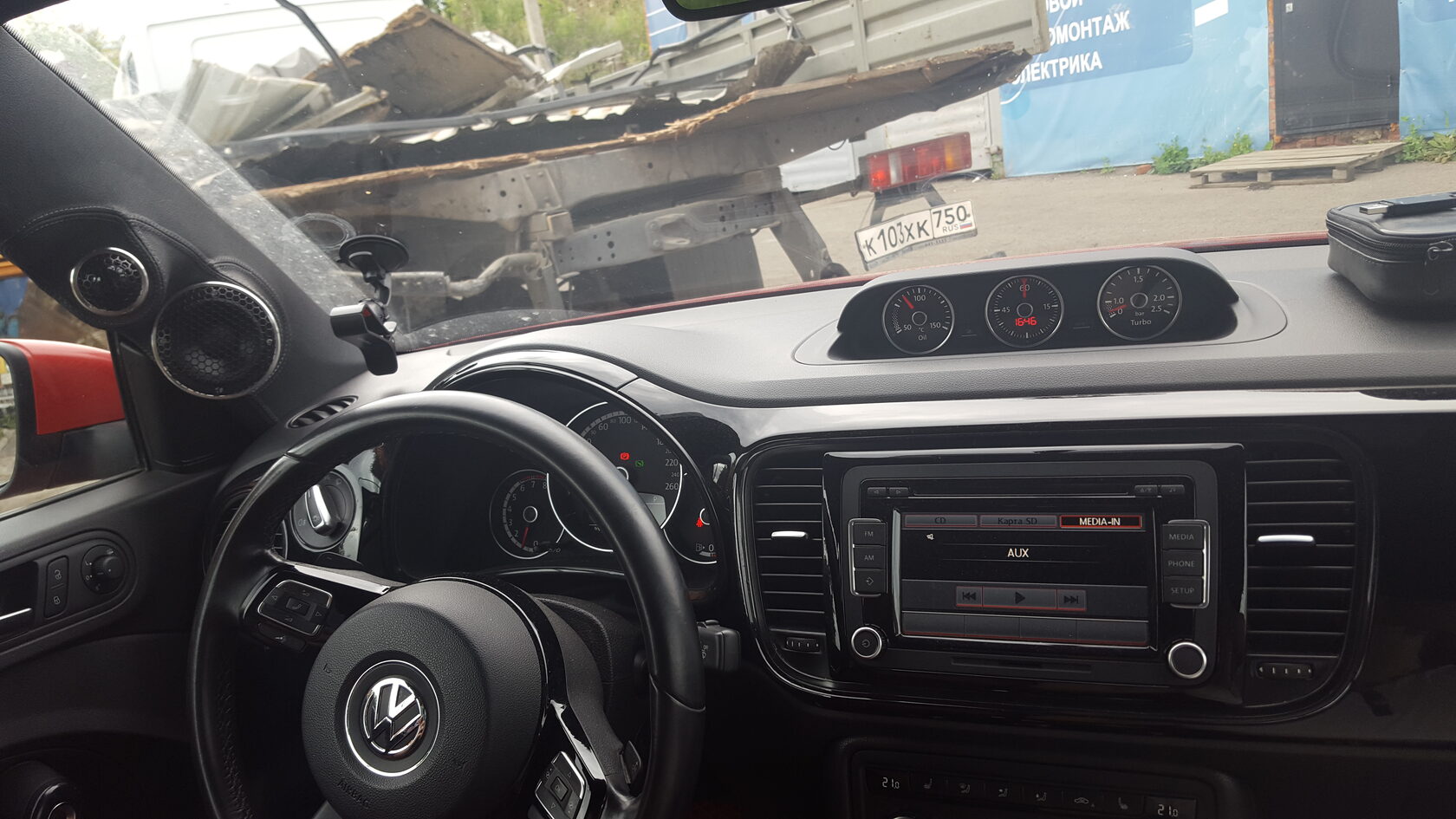 устанвока автозвука фольксваген жук