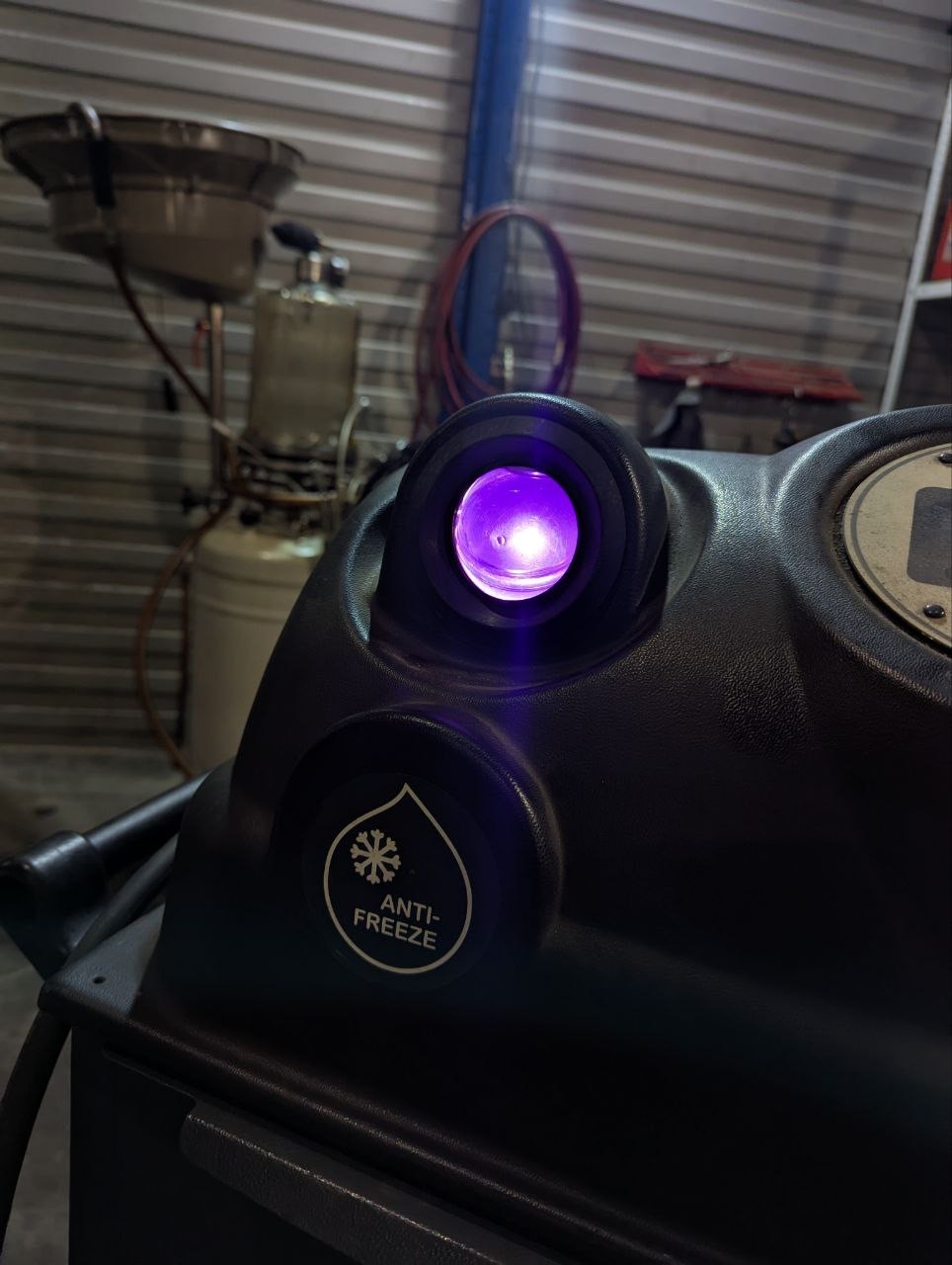 Аппаратная замена антифриза Ford