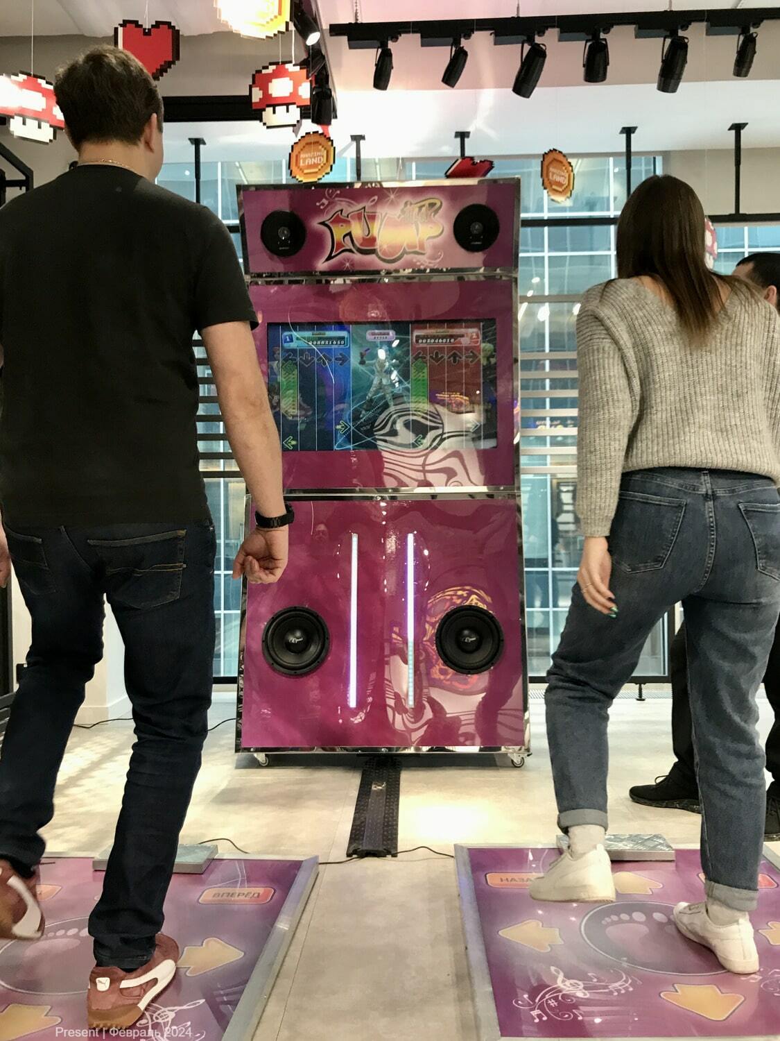 Автомат для танцев в офис на прокат