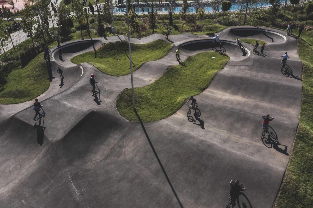 Спортивная площадка