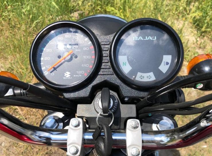 Bajaj boxer 100 es