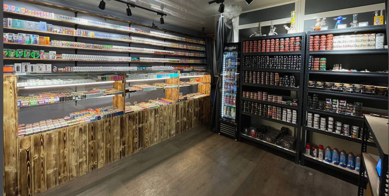 Магазин SMOKESTAR на Малышева 7 в г. Екатеринбурге