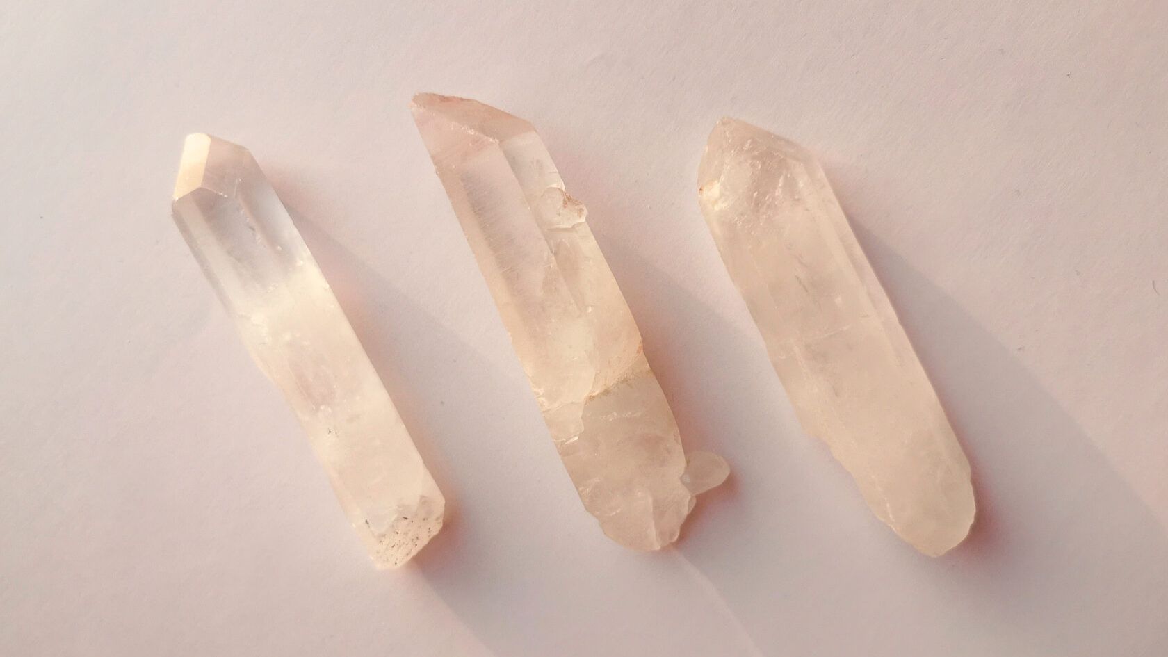 Лемурийский кварц натуральный кристалл