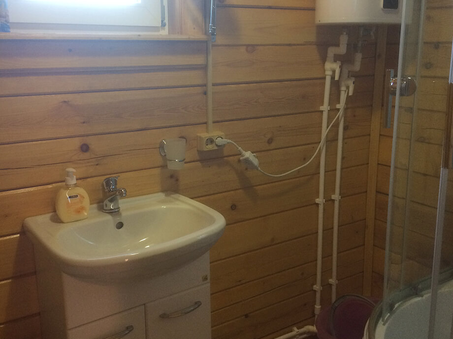 двухэтажный домик усадьба соленое озеро санузел