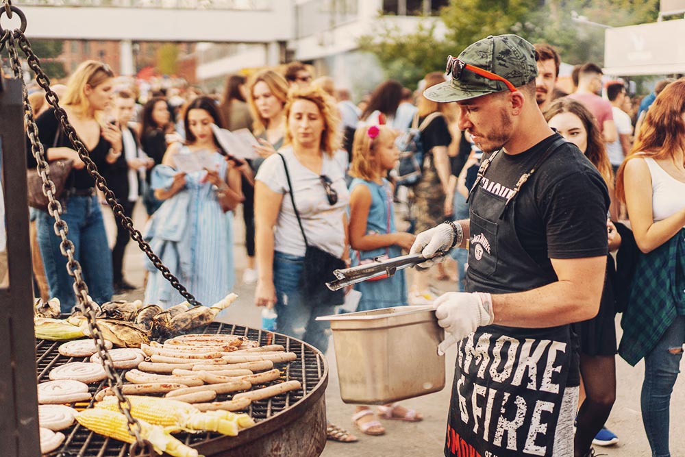 Smoke bbq трубная ул 18 меню. Алексей Каневский Smoke BBQ. BBQ фестиваль. Петербургский фестиваль еды.