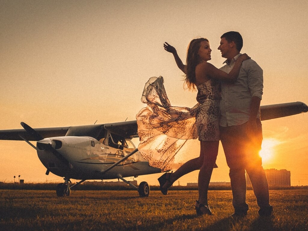 Полет на самолете: идеальное свидание