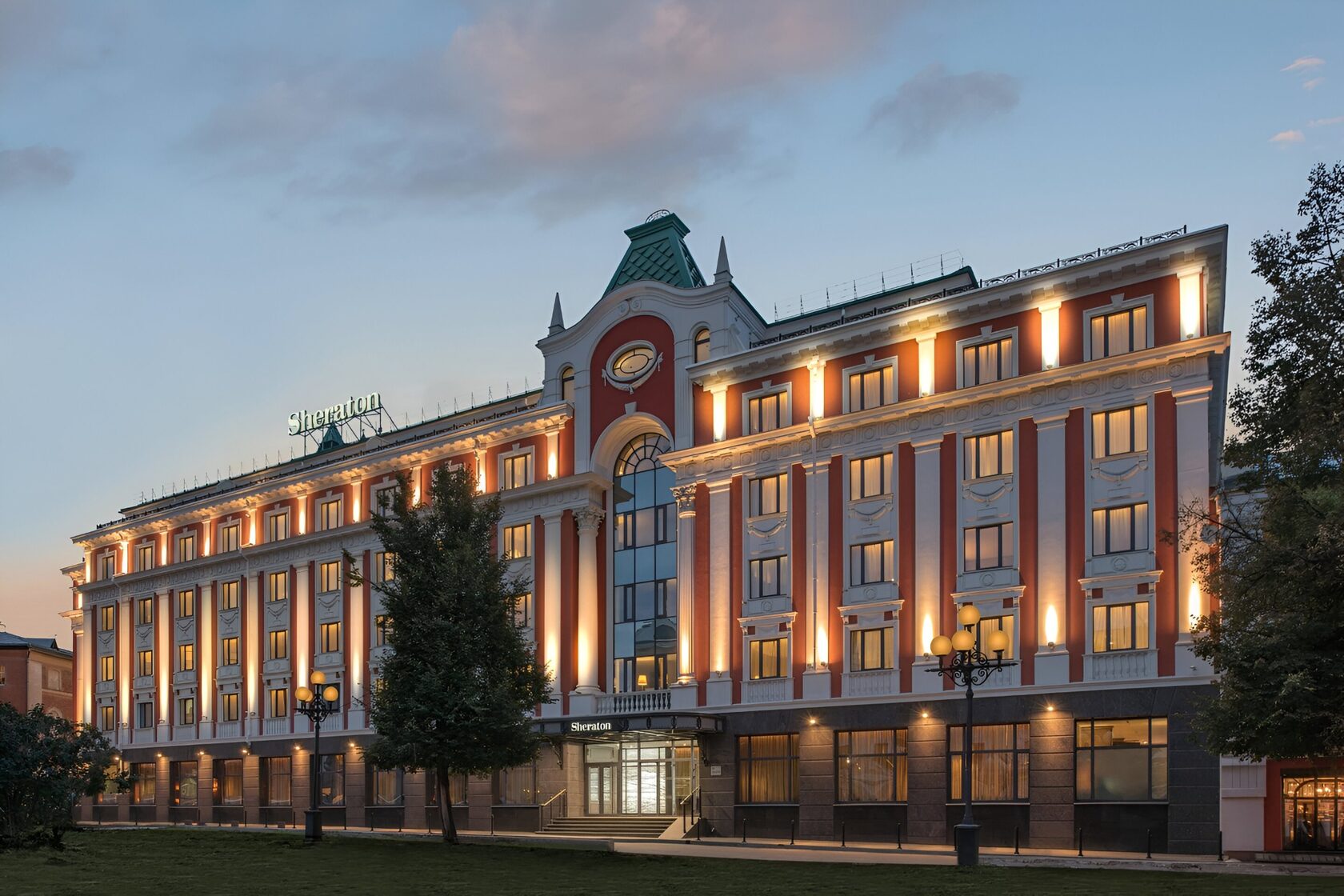 Sheraton Нижний Новгород — фасад