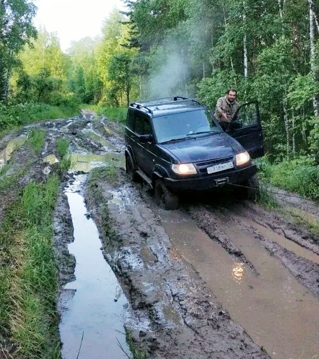 Внедорожный эвакуатор 4×4 в Новосибирске — эвакуация авто с бездорожья