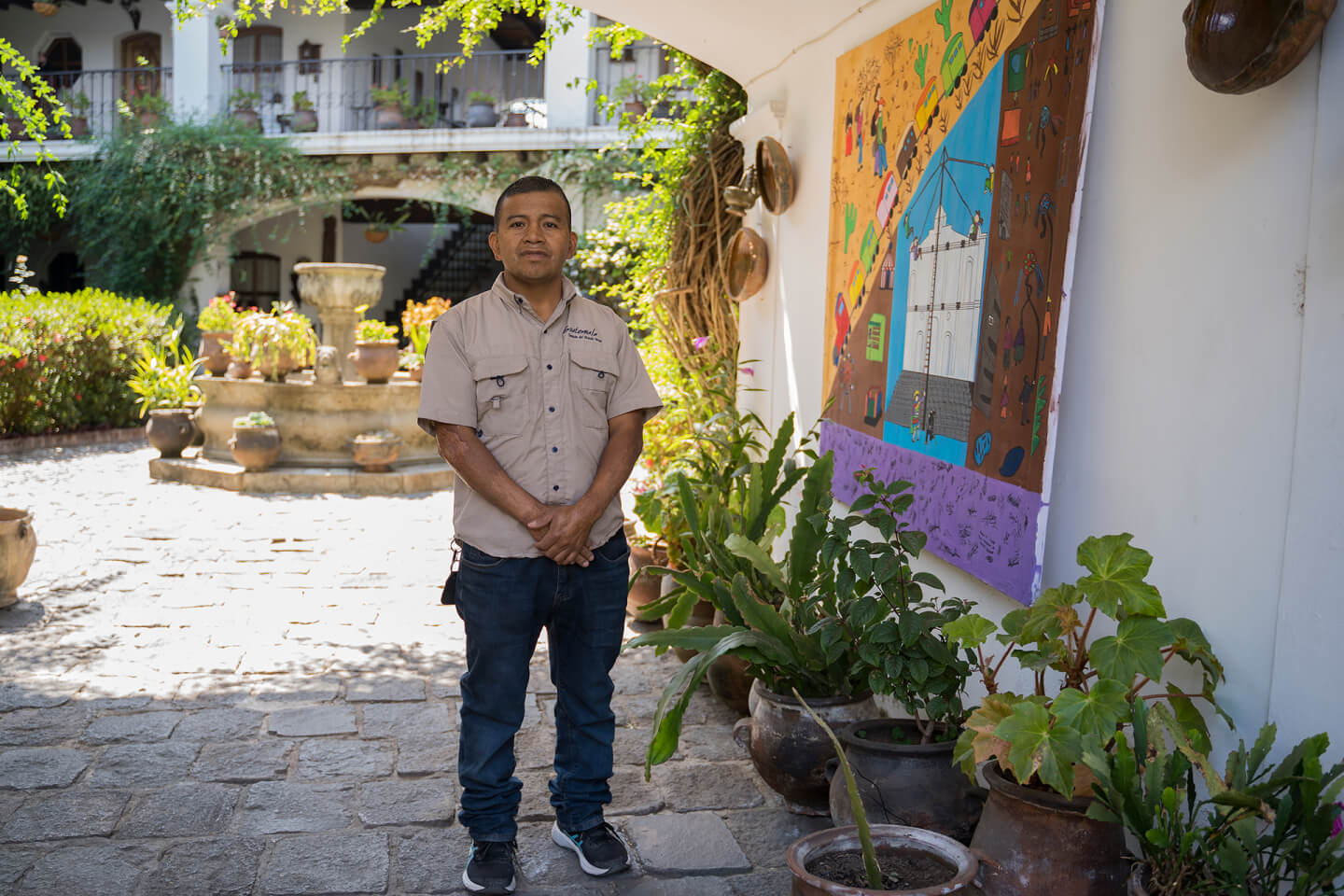 Roberto Sebastian Nix at work, Quiché Department, Kʼicheʼ tribe. 2024. JFernando Morales Photography