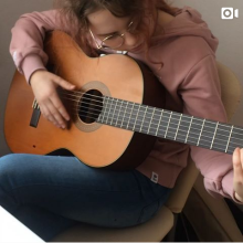 Учимся баррэ за урок в школе гитары в екатеринбурге