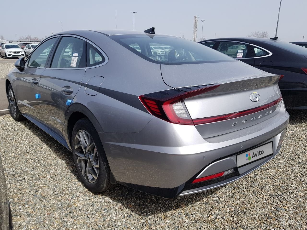 Где в Санкт-Петербурге взять напрокат автомобиль Hyundai Sonata 2022 без  водителя