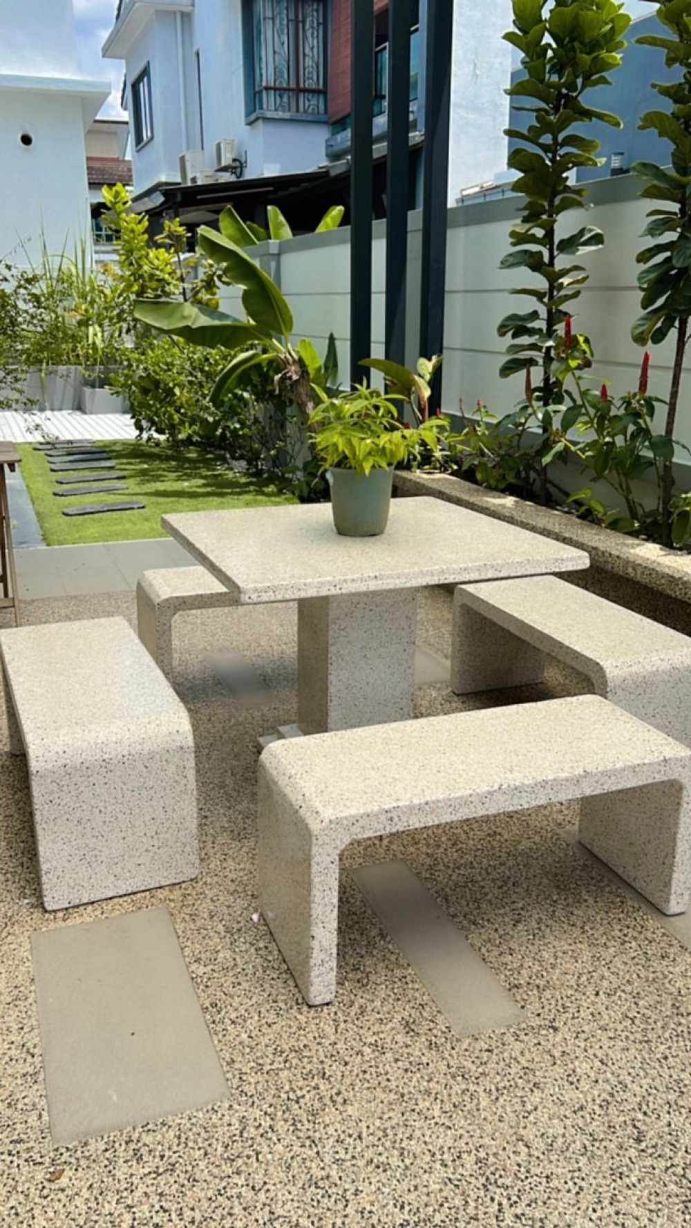 Как МАФы из композитного мрамора увеличивают ценность ландшафтного дизайна?