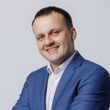 директор по продажам на массовом рынке ПАО «МТС» Георгий Чуравцов