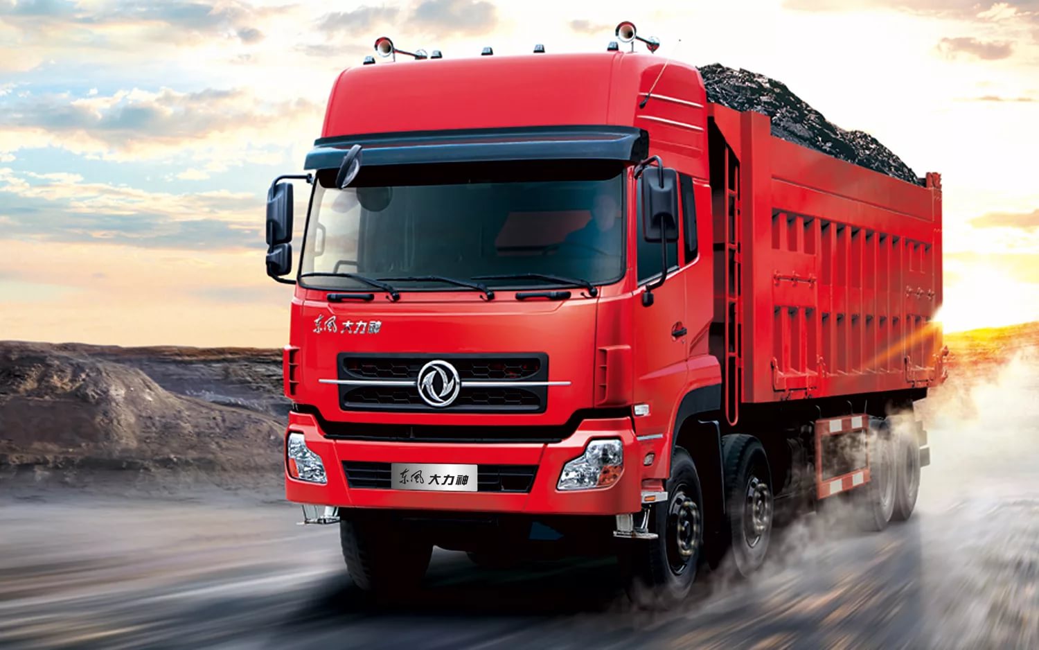Dongfeng 6x4 dfh 3330 a8. Тягач донг фенг 4х2 седельный. Dongfeng полуприцеп. Грузовики донг фенг фото. Грузовики донг фенг фото.