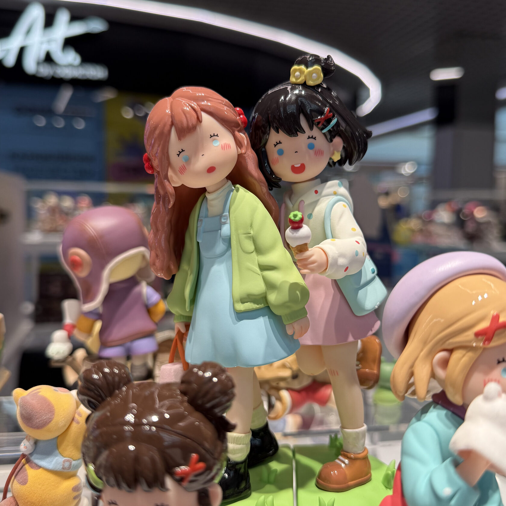 Фигурки Drama-Van — коллекционная серия Suki my friends