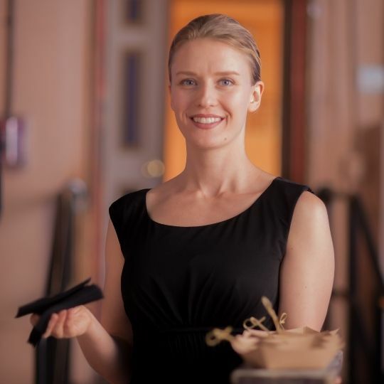 Waitstaff In NYC | Julia Valler Event Staffing