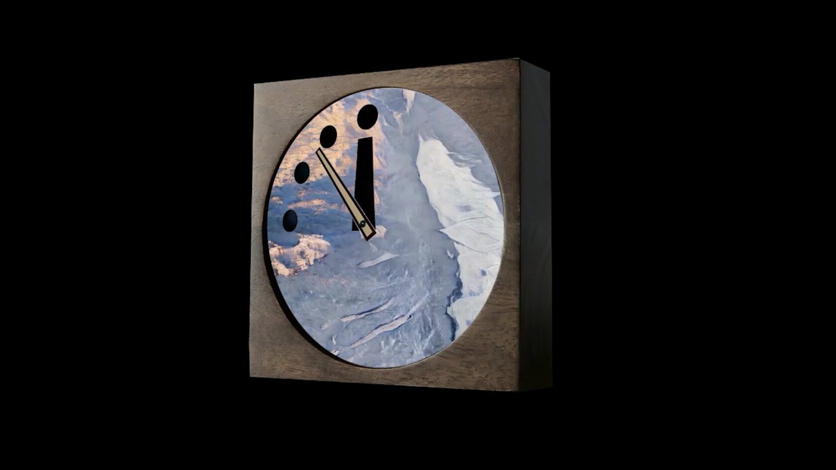 Арт-объект по мотивам «Часов Судного дня». Показан в проекте Human/Nature, Weinberg/Newton Gallery, Чикаго, 2022