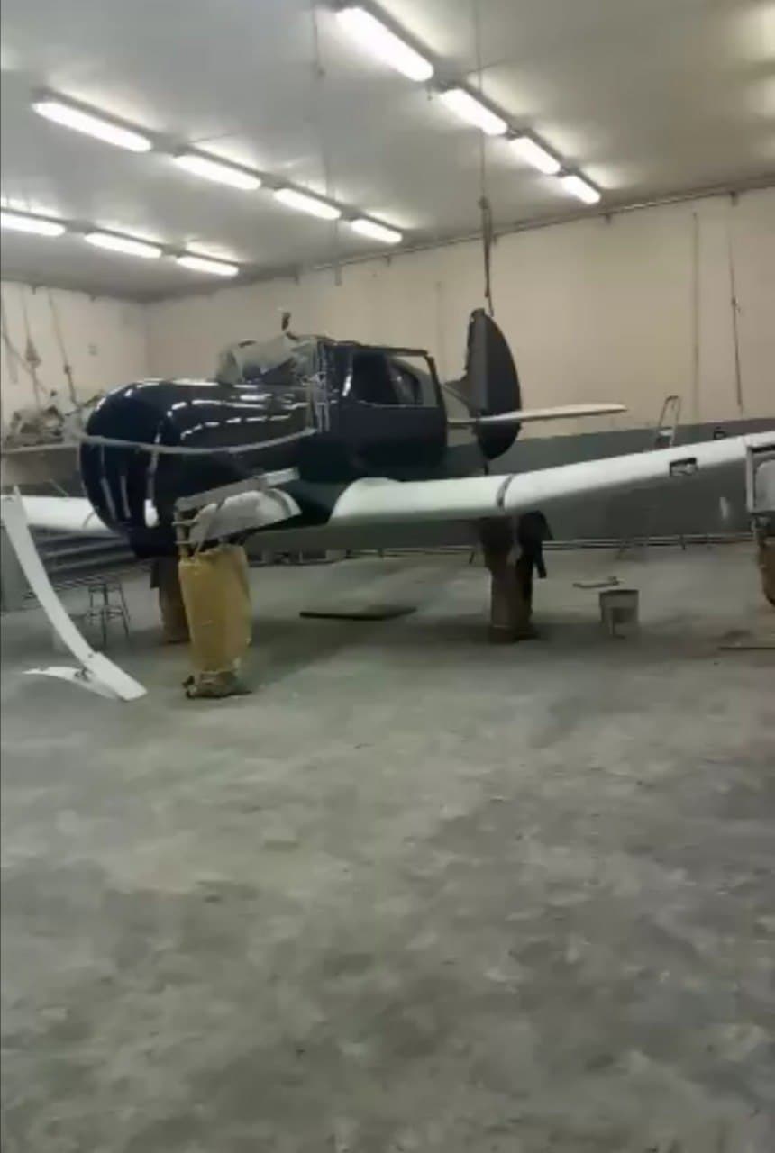 Ремонт поверхности и покраска самолета Як-18Т (Тешка)