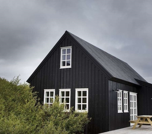 Покраска фасадов деревянных домов в Екатеринбурге - Техцвет