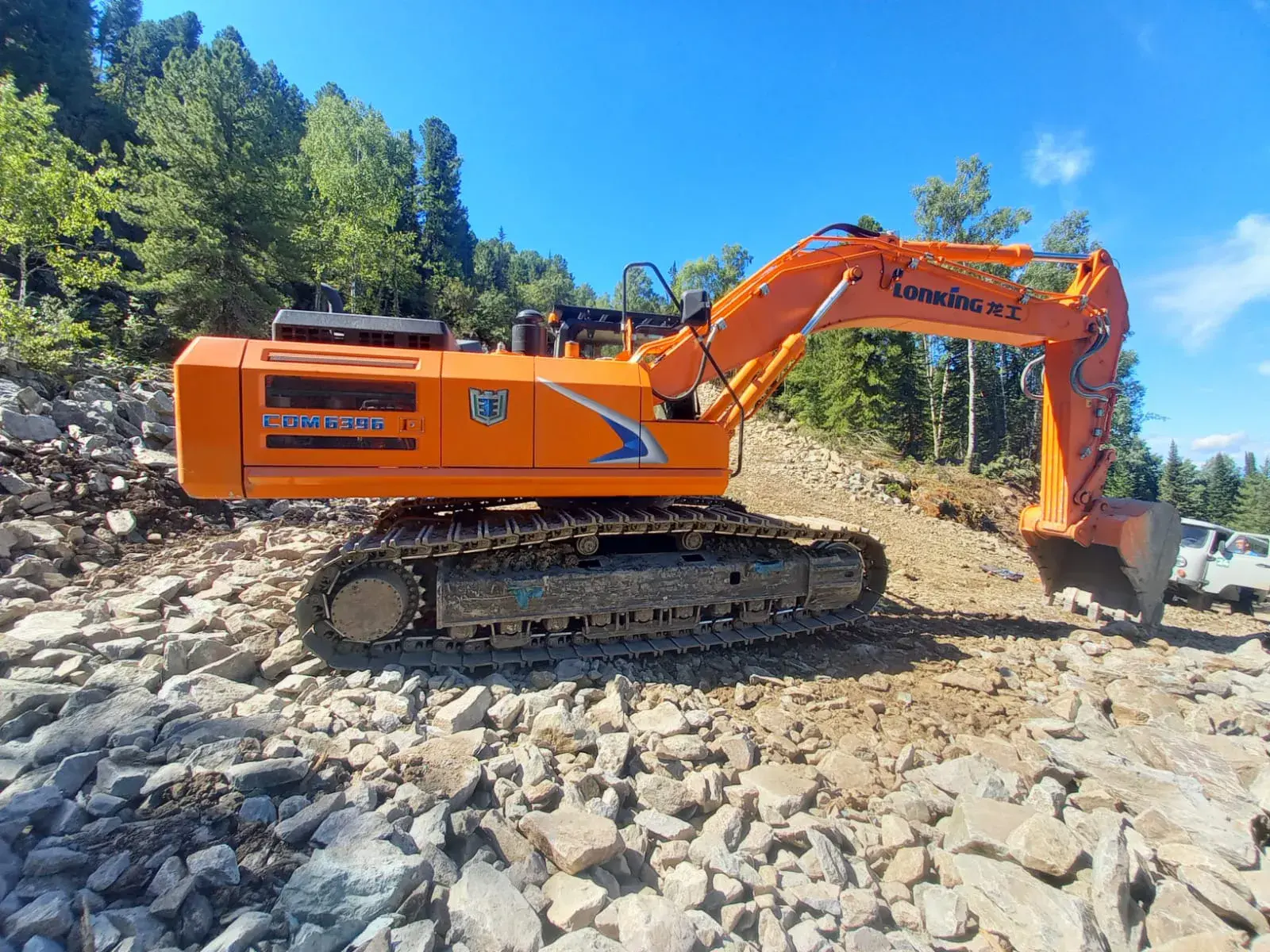 Гусеничный экскаватор LONKING CDM 6396