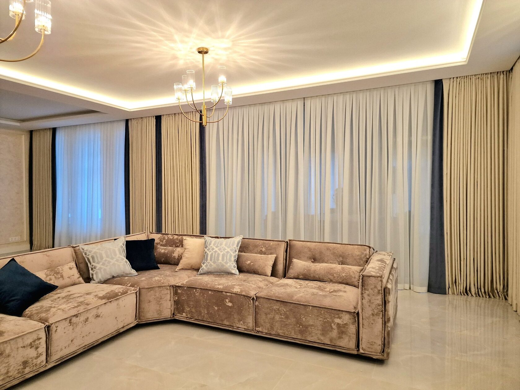 Шторы в гостиную