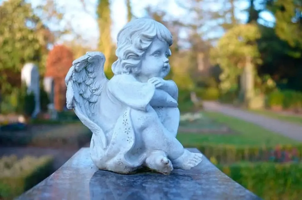 Ангелочки на памятник