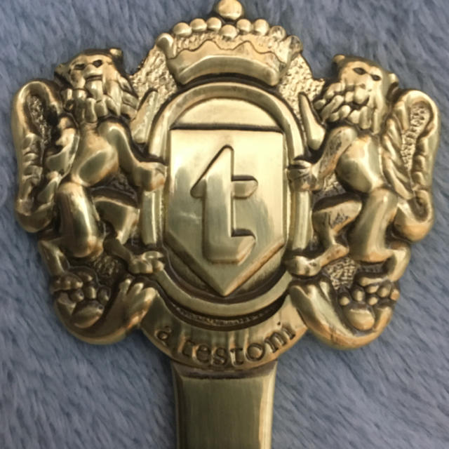 Ремонт обуви и сумок Testoni (Тестони), профилактика, замена каблука и ...