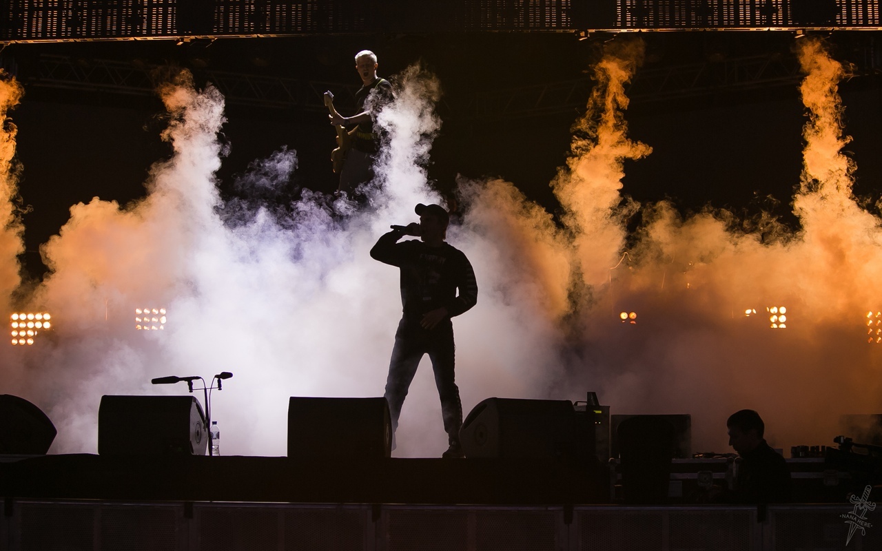 Крио пушка co2 jet. Концерт дым. Дым на сцене. Спецэффекты на концертах. Концерт дым.