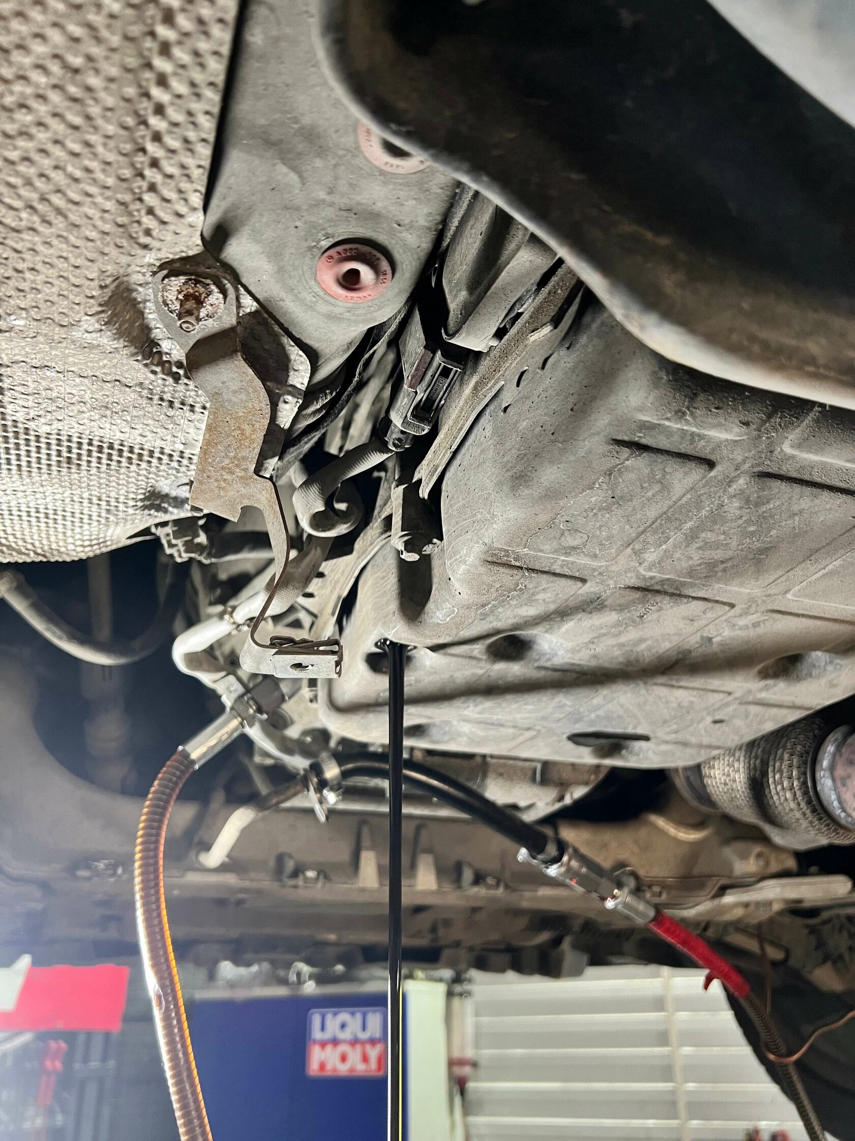 Слив масла из АКПП Mercedes