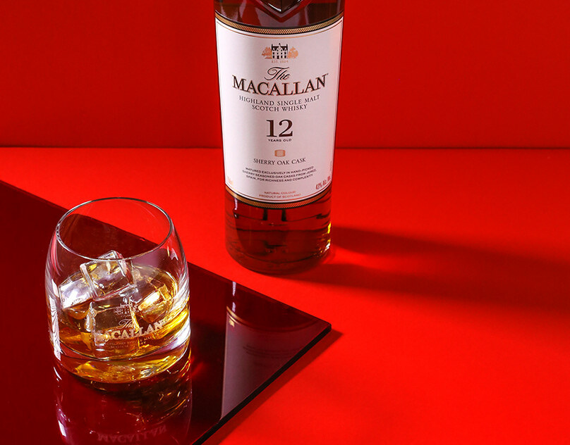 Макалана вискарь 18. Виски Macallan 18. Шотландский виски Macallan. Бокалы Macallan.