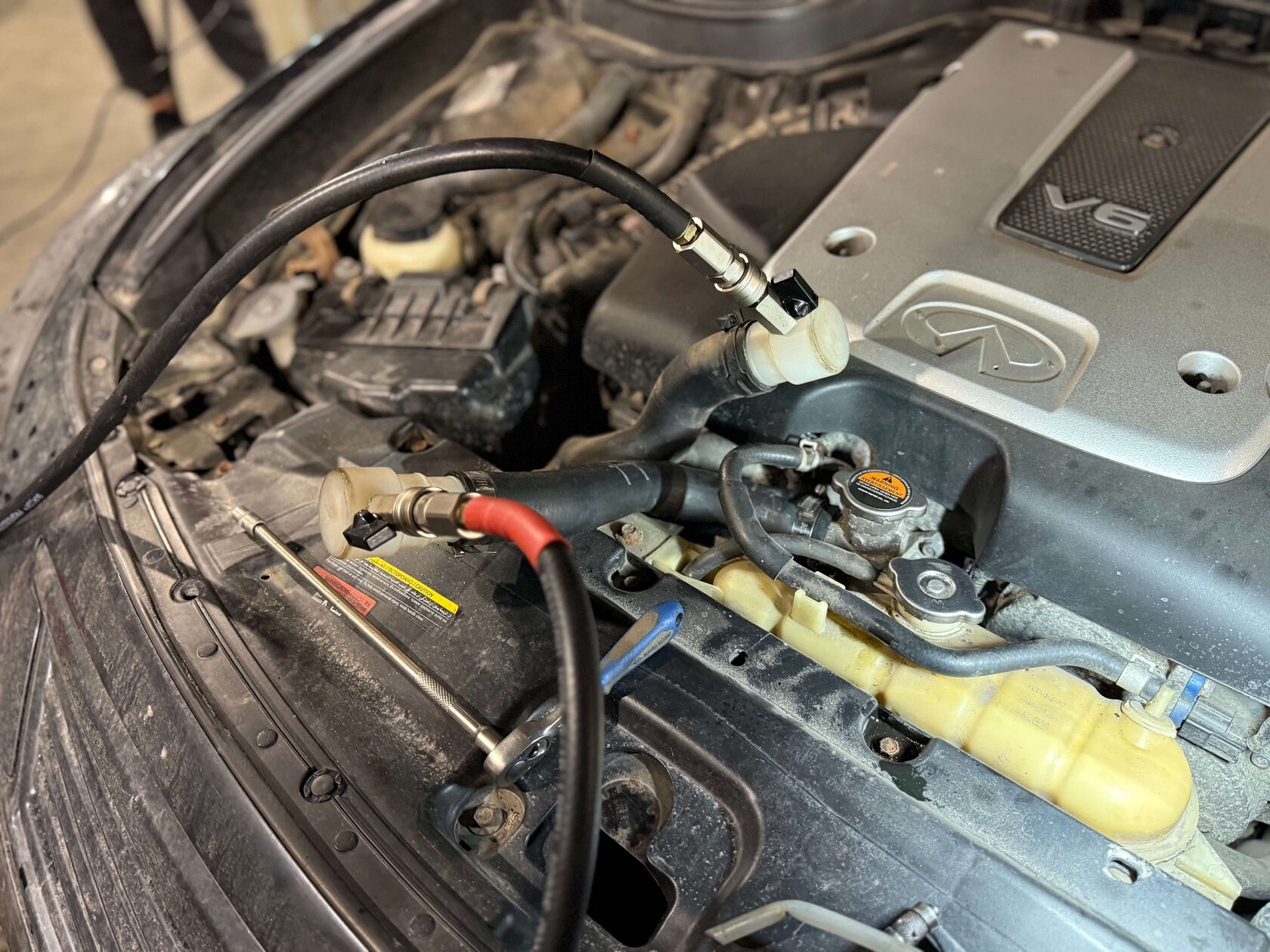 Процесс замещения антифриза Infiniti