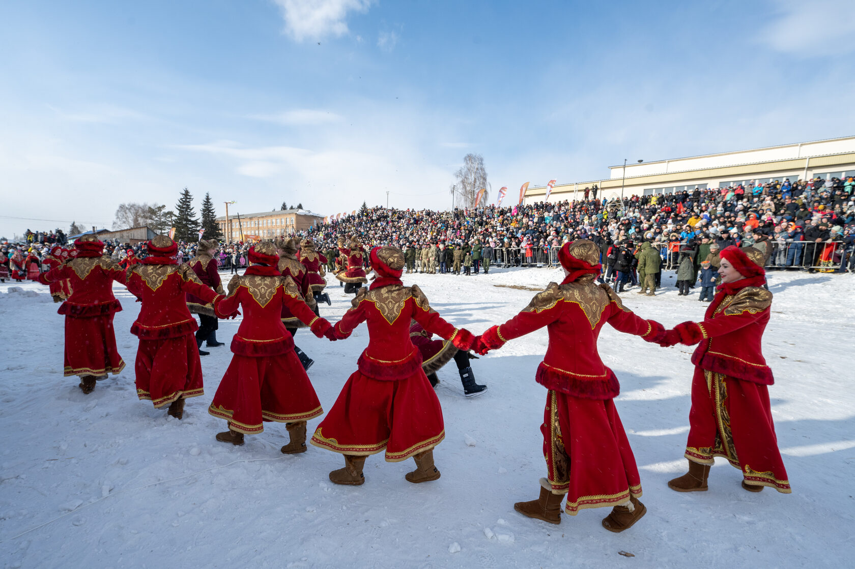 Взятие снежного городка