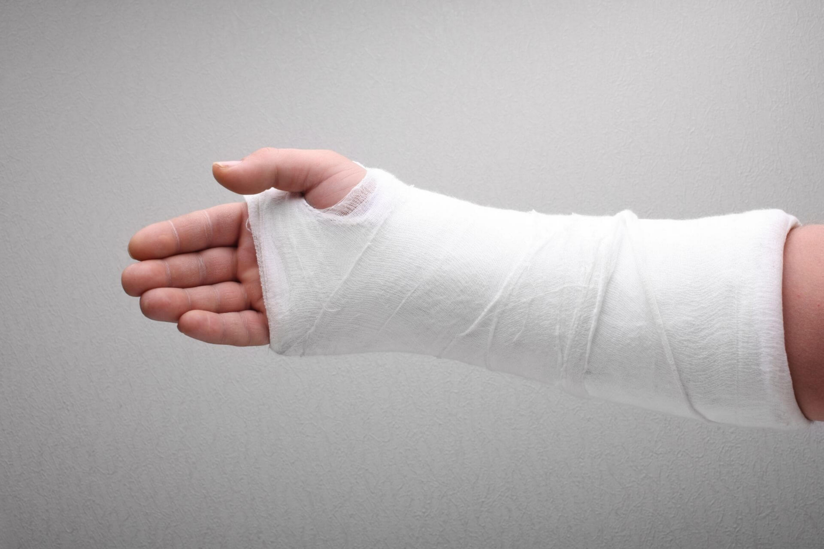 Массаж при переломе или ушибе