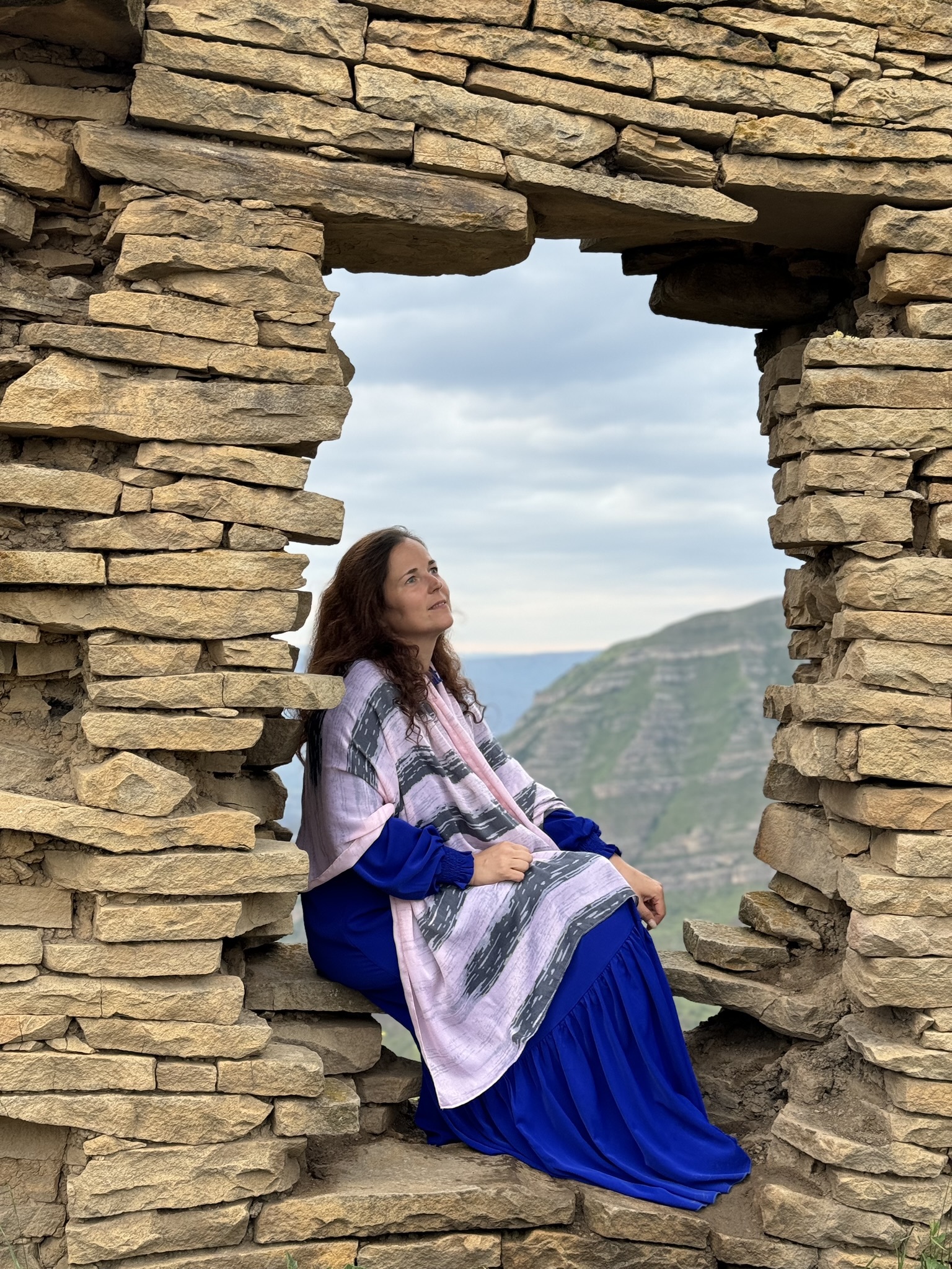 Фото туристов на экскурсии в старый Гоор из Махачкалы