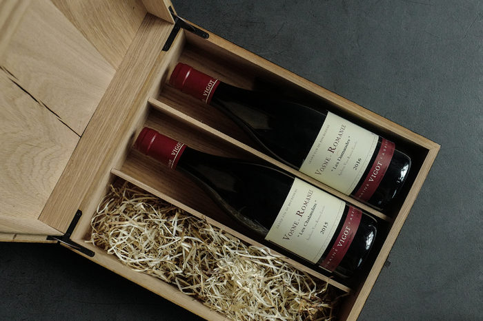 Производство подарочных коробок для вина из дерева