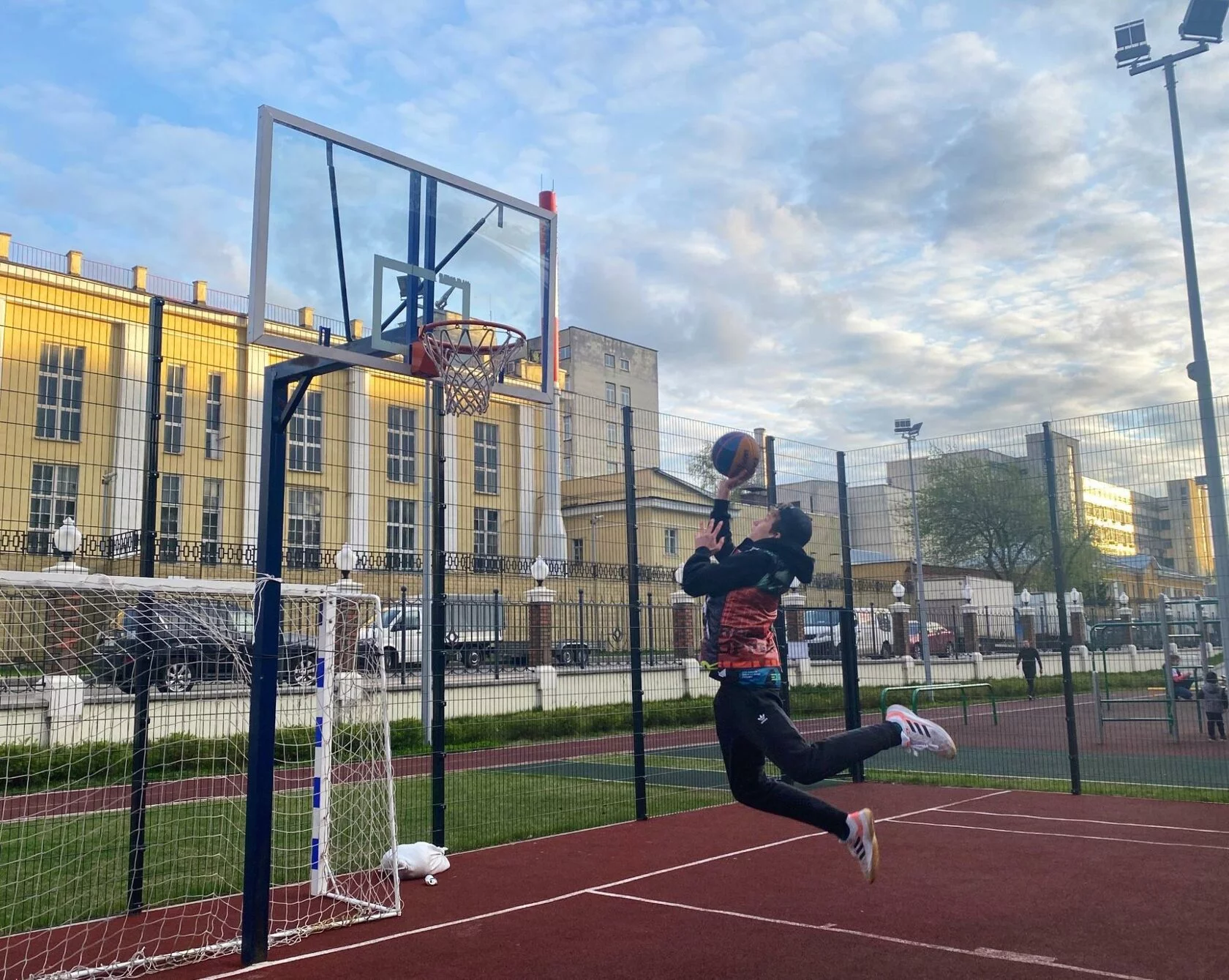 Файнд спорт