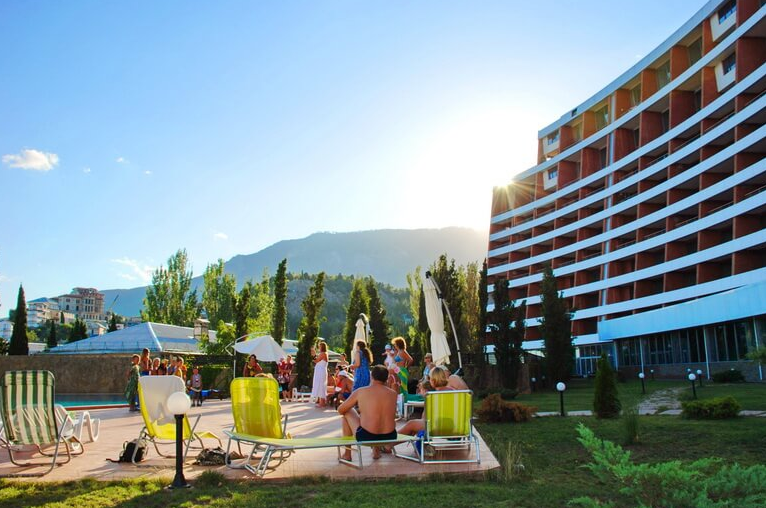 фамилия делюкс гурзуф крым. жк фамилия гурзуф. фамилия делюкс гурзуф. гостиница фамилия крым. жк фамилия гурзуф.