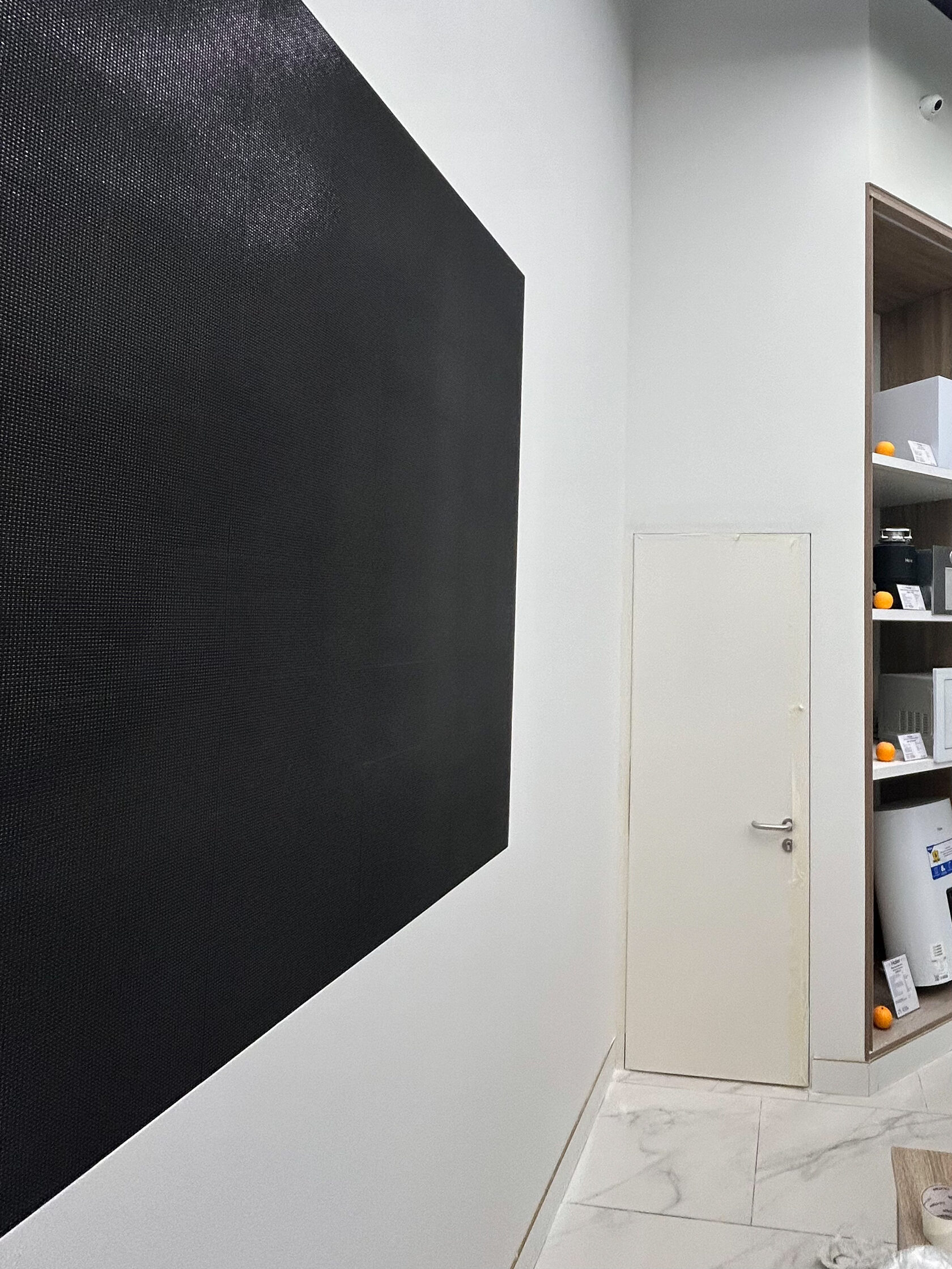 alt: Косметический ремонт и отделка помещений коммерческих в Санкт-Петербурге title: Ремонт под ключ — малярные работы, покраска и поклейка обоев