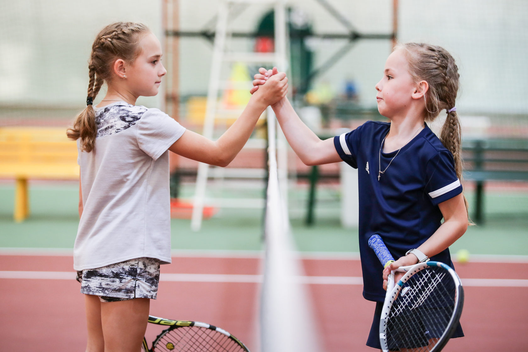 Теннисные конкурсы. Теннис дети. Большой теннис дети. Спортивные секции для детей. Большой теннис соревнования дети.