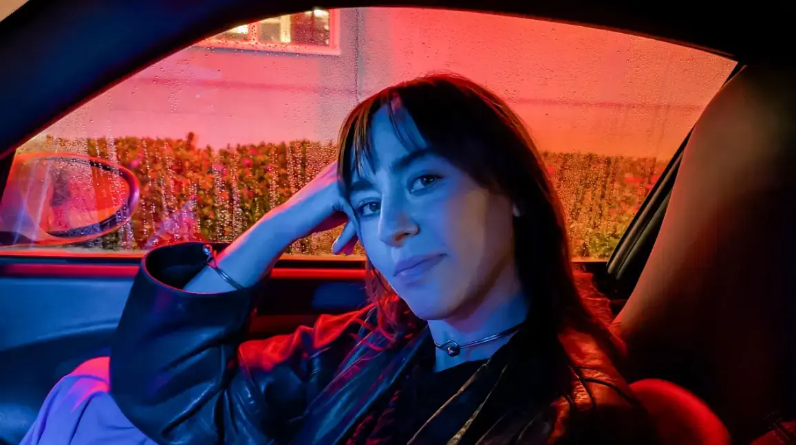 Пример фото с основного объектива Pixel 10 48 МП