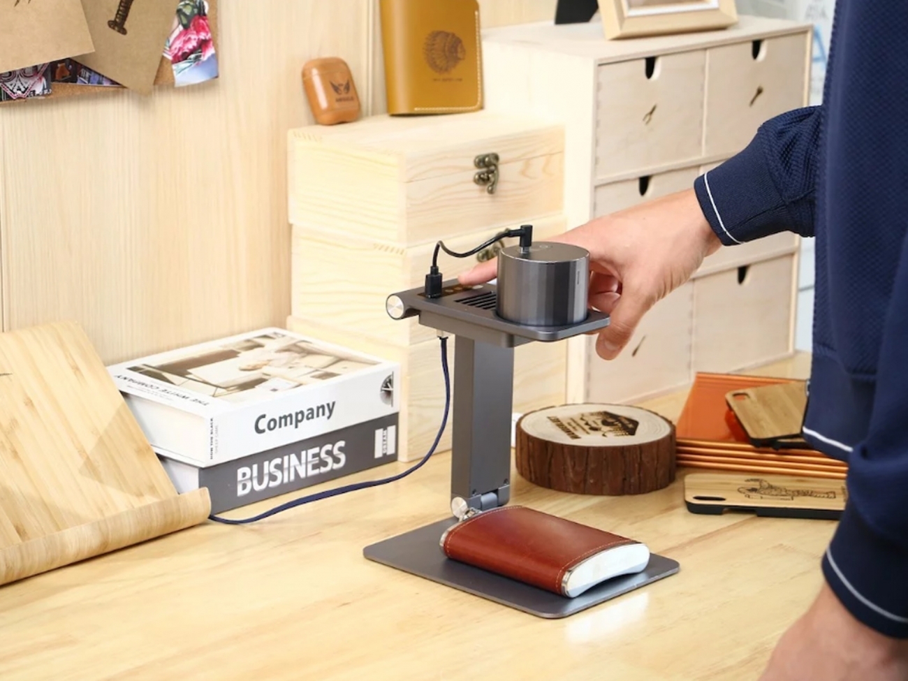 Лазерный гравер laserpecker. Лазерный гравер laserpecker 2. Laserpecker. Переносной лазерный гравер. Лазерный гравер laserpecker.