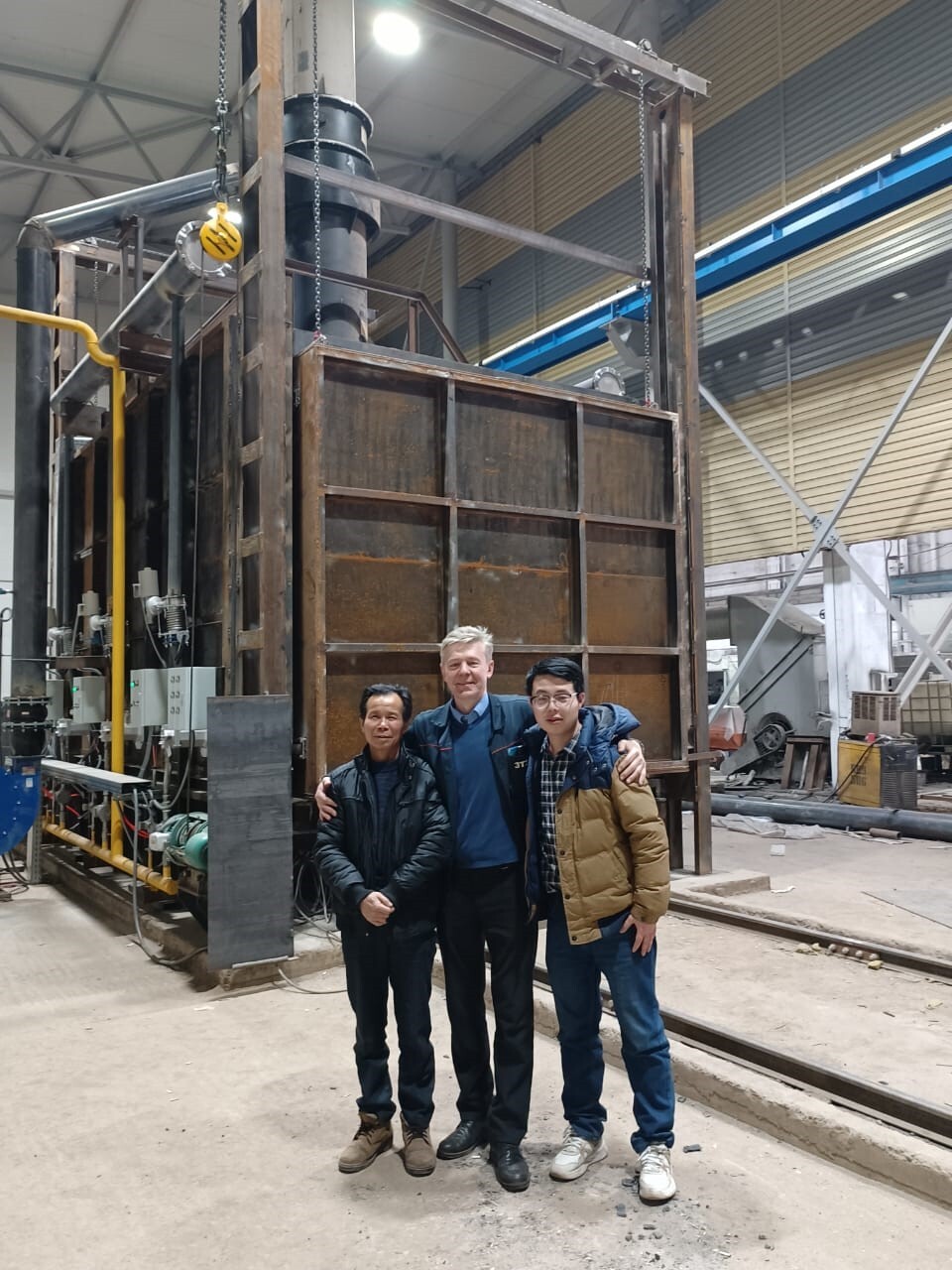 Печь для термообработки с выдвижной телегой для сварных конструкций и отливок, АО «ПТФК ЗТЭО»