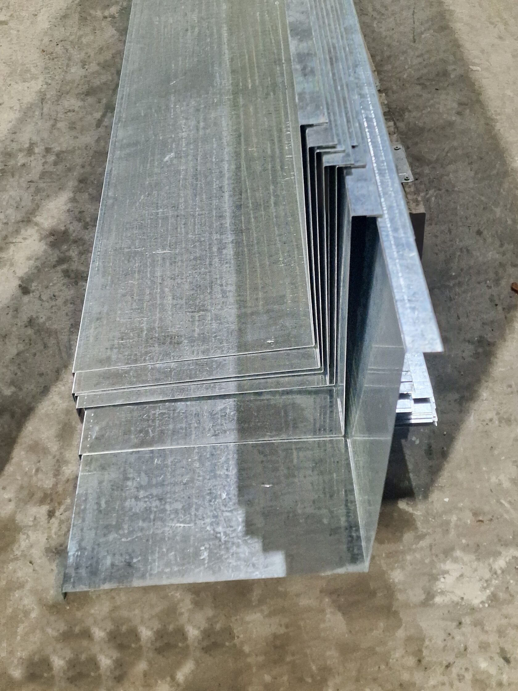 Изготовление фасонных элементов для витражей