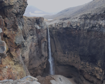 Водопад Опасный Камчатка туры к Мутновскому вулкану