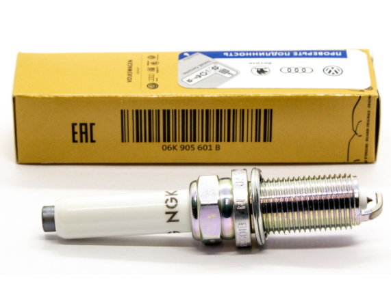 Свеча зажигания 06K905601B